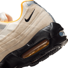 Load image into Gallery viewer, Nike SB "Air Max 95 WCP" // Sail/Black Laser Orange