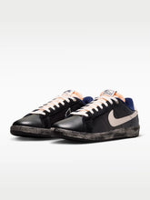 Load image into Gallery viewer, Nike SB "Zoom Tennis Classic" // Rassvet