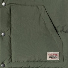 Load image into Gallery viewer, Stussy “Reversible Down Workgear“ Vest// Olive/Orange