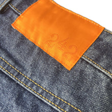 Load image into Gallery viewer, 242 &quot;Fleury&quot; Baggy Denim Pants // Washed Indigo
