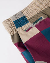 Load image into Gallery viewer, Parra "The Wall Camo" Short // Sand
