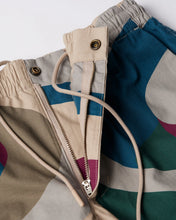 Load image into Gallery viewer, Parra "The Wall Camo" Short // Sand
