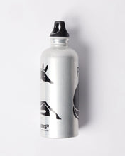 Load image into Gallery viewer, Parra "Horizontal Horse" Sigg Bottle // Silver/Black
