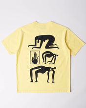 Load image into Gallery viewer, Parra "Yoga Discounts" Tee // Yellow
