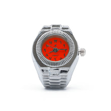 Load image into Gallery viewer, Carpet "Finger" Watch // Silver

