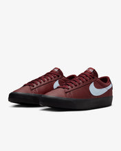 Load image into Gallery viewer, Nike SB "Blazer Low Pro GT ISO" // Dark Red/Black/Light Armory Blue
