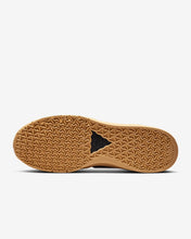 Load image into Gallery viewer, Nike SB &quot;PS8&quot; // Black/Gum
