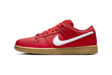 Load image into Gallery viewer, Nike SB "Dunk Low " // University Red/White/Gum
