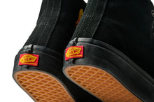 Load image into Gallery viewer, Vans  "Authentic Hi" // AA Black
