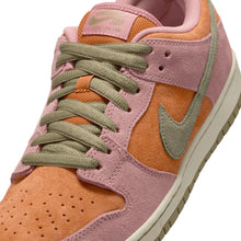Load image into Gallery viewer, Nike SB "Dunk Low Pro" // Red Stardust / Neutral Olive
