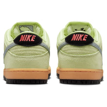 Load image into Gallery viewer, Nike SB "Dunk Low Pro Prm" // Liquid Lime / Grey Black
