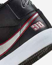 Load image into Gallery viewer, Nike SB "Blazer Mid Pro GT" // Black/Metallic Silver

