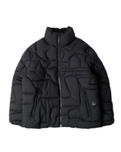 Load image into Gallery viewer, Parra "Boring Village "Puffer Jacket // Black
