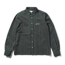 Load image into Gallery viewer, Butter “Seersucker“ Shirt // Forest
