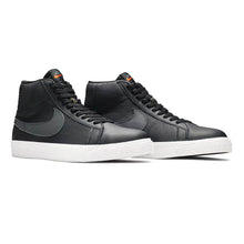 Load image into Gallery viewer, Nike SB "Blazer Mid" ISO // Black/White
