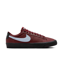 Load image into Gallery viewer, Nike SB "Blazer Low Pro GT ISO" // Dark Red/Black/Light Armory Blue
