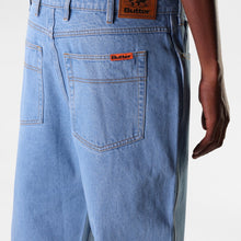 Load image into Gallery viewer, Butter Goods “Relaxed“ Denim Jeans // Washed Indigo
