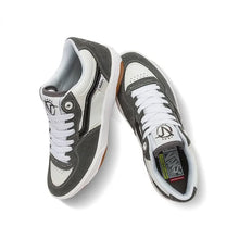 Load image into Gallery viewer, Vans "Rowan 2" // Grey/Black
