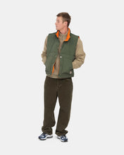 Load image into Gallery viewer, Stussy “Reversible Down Workgear“ Vest// Olive/Orange
