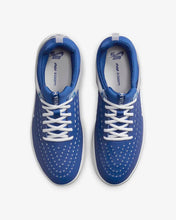 Load image into Gallery viewer, Nike SB "Nyjah 3" // Game Royal
