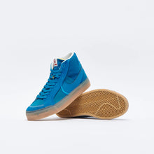 Load image into Gallery viewer, Nike SB "Blazer  Mid PRM Plus" // Green Abyss

