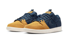 Load image into Gallery viewer, Nike SB "Dunk Low PRM" // Midnight Navy/Desert Ochre.p
