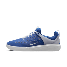 Load image into Gallery viewer, Nike SB "Nyjah 3" // Game Royal
