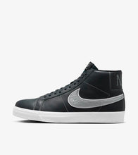 Load image into Gallery viewer, Nike SB "Blazer Mid Qs" // Mason Silva

